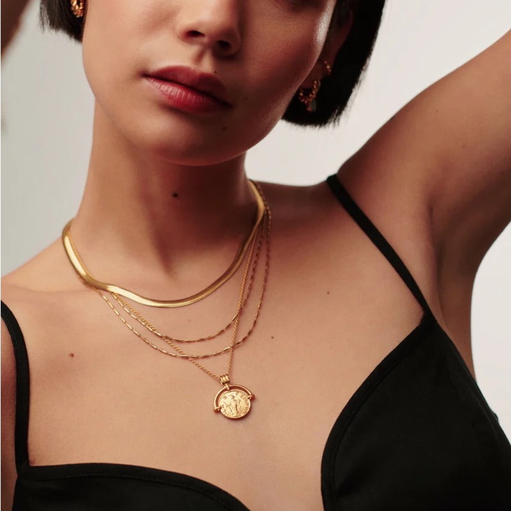 Missoma Lucy Williams Roman Arc Gold Coin Necklace